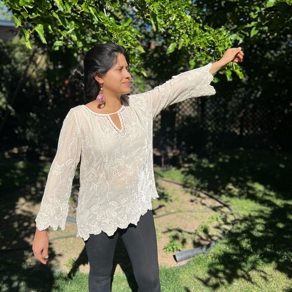 Johnny Was Regal Oriana Top - Picture 5 of 11